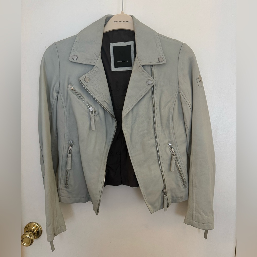 Mauritius leather jacket, size M. Light blue. 100% lamb skin leather